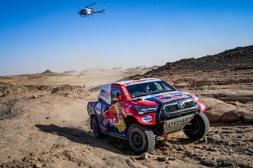 Dakar 2022: Al-Attiyah Nasser und Beifahrer Baumel Matthieu im Toyota GR DKR Hilux (3. Etappe).