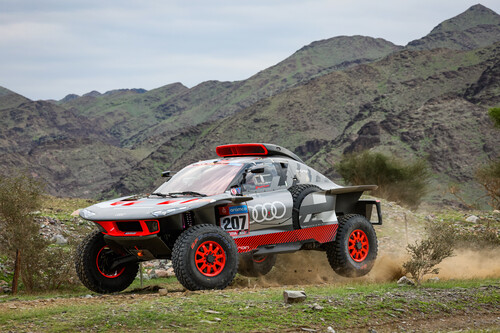 Dakar 2023: Audi RS Q e-Tron von Carlos Sainz (ES).