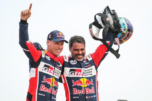 Dakar-Sieger 2023: Nasser Al-Attiyah (r.) und Mathieu Baumel im Toyota.
