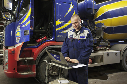 Das Auslesen der Fahrzeugdaten erfolgt bei Volvo Trucks ab 2013 über GSM-Funkverbindung.