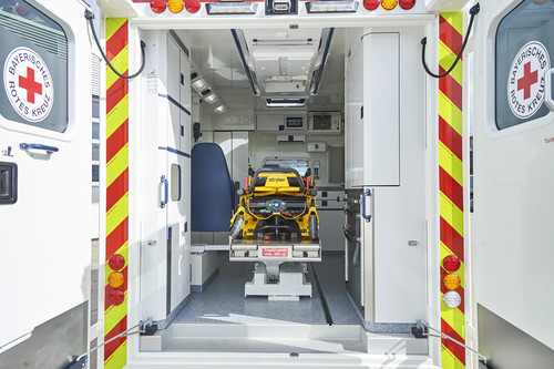 Das Bayerische Rote Kreuz hat bis 2020 insgesamt über 480 Mercedes-Benz Sprinter 519 CDI als Rettungswagen bestellt.