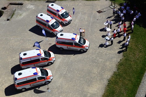 Das Bayerische Rote Kreuz hat den 1000sten Krankentransportwagen (KTW) auf Basis des Ford Transit erhalten.