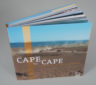 Das Buch ist „Cape-to-Cape, from North Cape to Cape of Good Hope“ in französischer und englischer Sprache erschienen. 