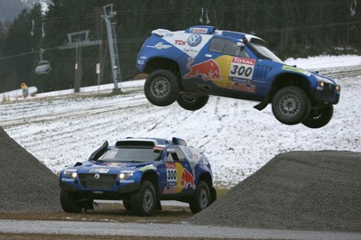Das Dakar-Team von Volkswagen verabschiedete sich im Schnee.