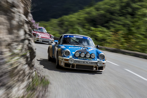 Das Porsche-Museum auf den Spuren der Rallye Monte Carlo: Jaques Alméras verfolgt in seinem Carrera 3.0 Gr. 4 Jean-Pierre Nicolas.