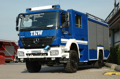 Das Technische Hilfswerk setzt auf Einsatzfahrzeuge von Mercedes-Benz.