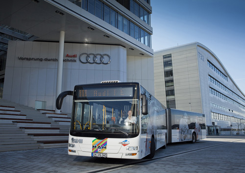 Der neue Schnellbus X12 verbindet den Ingolstädter Nordbahnhof und das Audi-Werk.