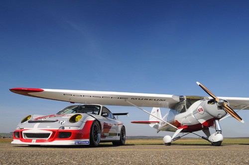 Der Porsche 911 GT3 Cup S und Pützer Elster B mit Porsche-Flugzeugmotor.