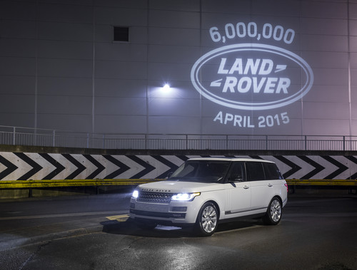 Der sechsmillionste Land Rover: ein Range Rover LWB.