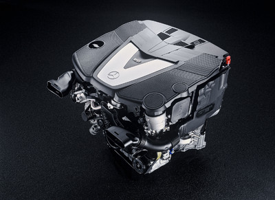 Der V6-Dieselmotor von Mercedes-Benz wird seit 2005 im Werk Berlin gefertigt.