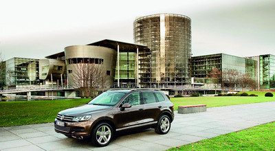 Der Volkswagen Touareg kann ab sofort auch in der Gläsernen Manufaktur in Dresden abgeholt werden.
