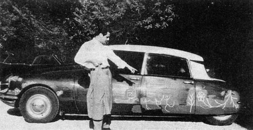 Der von Pablo Picasso 1958 bemalte Citroën DS 19.