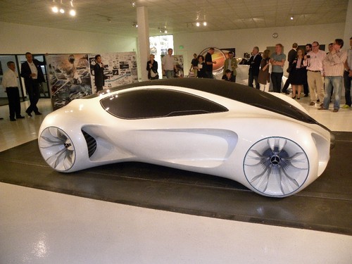 Der Vorschlag für einen Merecedes-Benz Biome stammt aus dem Designstudion von Mercedes-Benz in Kalifornien.