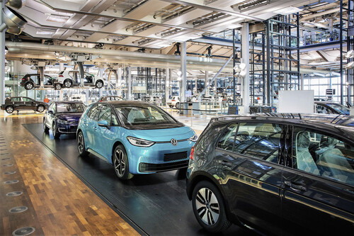 Der VW e-Golf macht zum Jahrewechsel 2020/21 in der Gläsernen Manufaktur Platz für den ID 3.