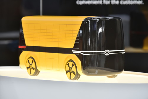 Desigmodell (1:10) von Volkswagen für künftige autonome Transportfahrzeuge.