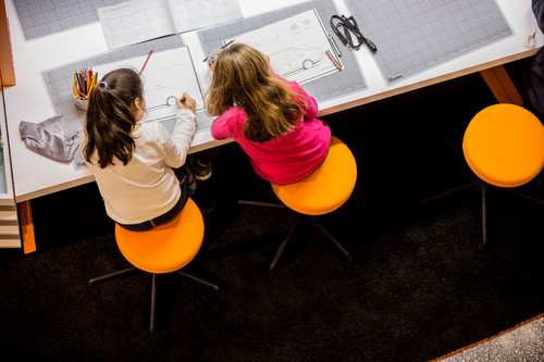 Design-Workshop für Fünf- bis 15-Jährige im Mercedes-Benz-Museum.