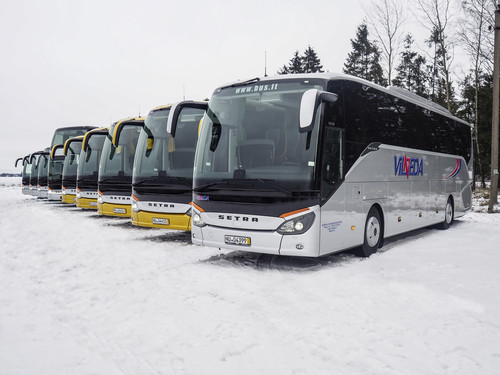 Die litauische Vilneda GmbH in Vilnius übernham acht Setra Comfort Class und einen Doppelstockbus S 431 DT.