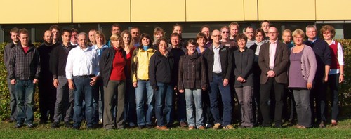 Die Mitarbeiter und Mitarbeiterinnen der PTV AG Dresden.