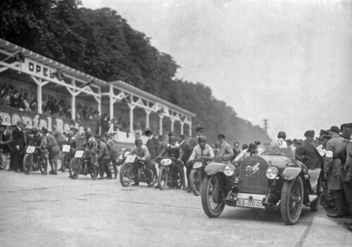 Die Opel-Rennbahn in den 1920er-Jahren.