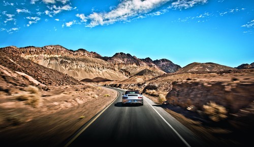 Die „Porsche Road Trip“-App schlägt auch Routen in den USA vor.