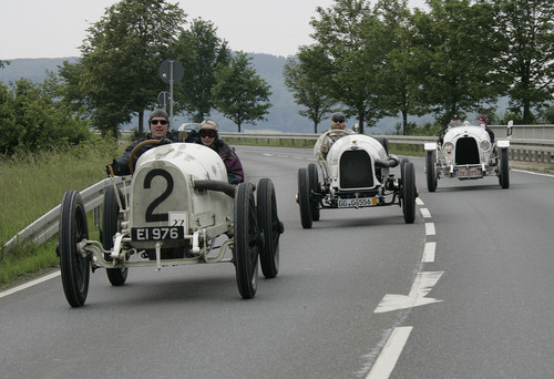 Diese drei Opel-Rennwagen nahmen 1914 am Grand Pix von Lyon teil.