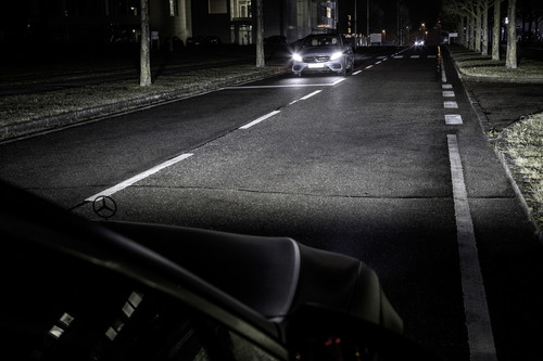 „Digital Light“ von Mercedes-Benz.