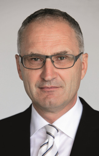 Dr. Albrecht Bamler.