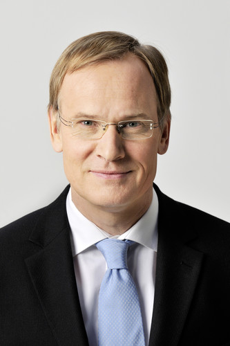 Dr. Eckhard Scholz. 