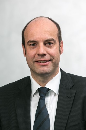 Dr. Torsten Knödler.