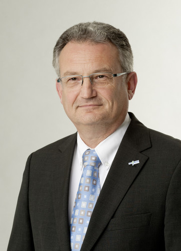 Dr. Werner Struth.