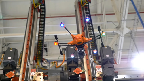 Drohnen im Ford-Motorenwerk Dagenham.
