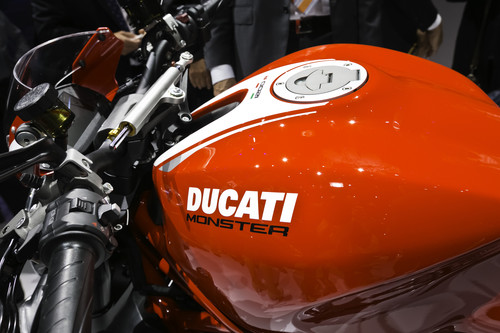 Ducati Monster 1200 R.