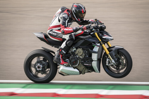 Ducati Streetfighter V4 SP.