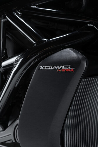 Ducati X-Diavel Nera.