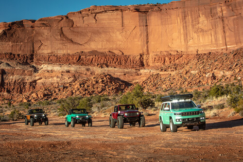 Easter Jeep Safari 2024: Vacationeer Concept, Low Down Concept, Dispatcher Concept und Gladiator Rubicon High Top Concept (von rechts).
