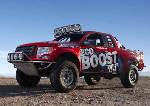 "Ecoboost" auf amerikanisch: Ford F 150 für das Baja-Wüstenrennen.