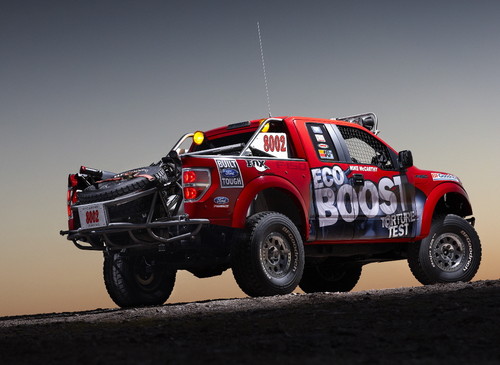 &quot;Ecoboost&quot; auf amerikanisch: Ford F 150 für das Baja-Wüstenrennen.