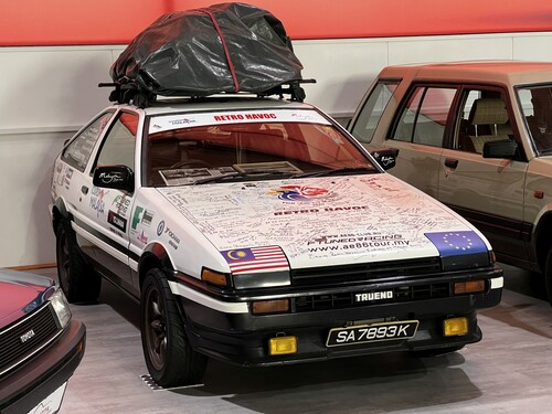 Ein AE86 in der Toyota Collection, der 32.000 Kilometer von Malaysia nach Deutschland gefahren ist.