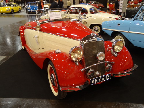 Eindrücke von der Essen Motor Show: Mercedes-Benz 170 V Cabriolet von 1936, Preis 149 900 Euro.
