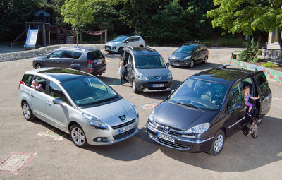Eine Auswahl der Familienautos von Peugeot.