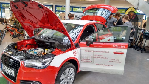 Elektroauto des Fraunhofer-Instituts mit Audi-Karosserie.
