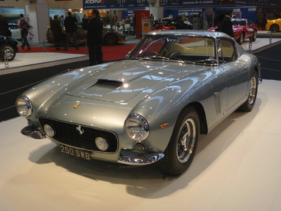 Essen Motor Show 2009: Ferrari 250 GT SWB Berlinetta, Baujahr 1960, 12 Zylinder, 2953 ccm, 260 PS.