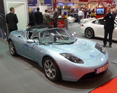 Essen Motor Show 2009: Tesla Roadster.