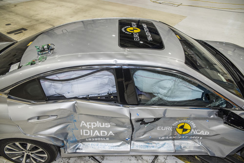 Euro-NCAP-Crashtest: Lexus ES.