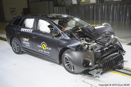 Euro-NCAP-Crashtest: Toyota Avensis.