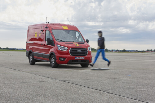 Euro NCAP hat die gängisgten Transporter auf ihre Sicherheitsausstattung geprüft: Ford Transit.