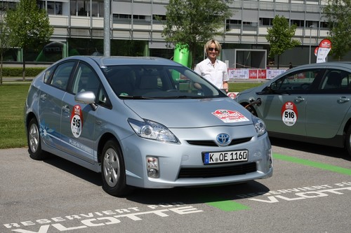 Ex-Rallye Weltmeisterin Isolde Holderied gewann mit ihrem Beifahrer Hauke Schrieber im Toyota Prius Plug-in die  „1. Bodensee-Elektrik“.
