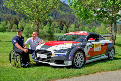 Ex-Skisportler Reini Sampl mit Audi TT. 