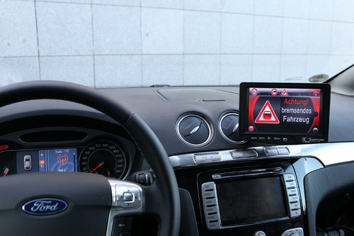 „Fahrzeug-zu-Infrastruktur-Kommunikation“ von Ford.