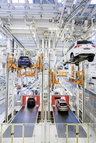 Fahrzeugfertigung im VW-Werk Wolfsburg.